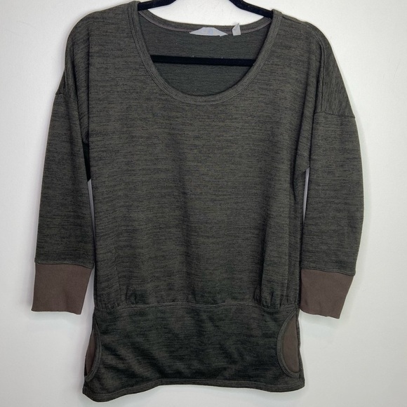 Athleta‎ Long Sleeve Shirt Pockets XS Style 906181 - Picture 1 of 9